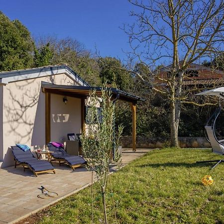 Modean In Pula - Haus Fuer 2-3 Personen Villa Kültér fotó